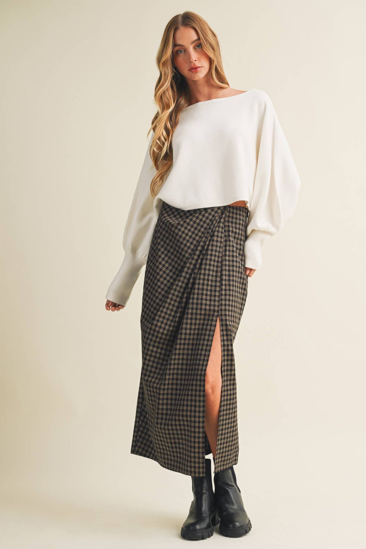 Cozy Cocoon Bateau Sweater - cream