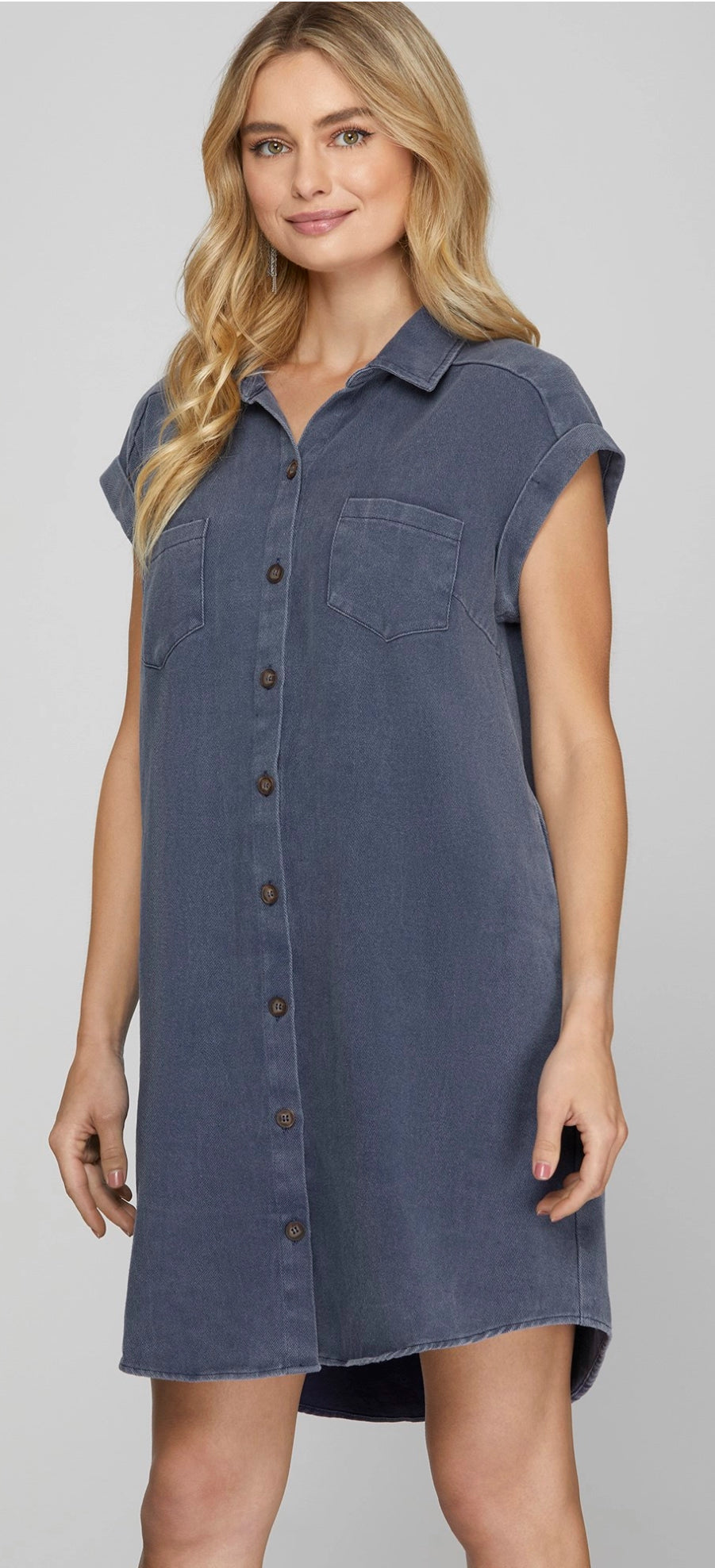 Adorable Button Down Shirt Dress - Denim - Perfect for a warmer Fall transition piece!