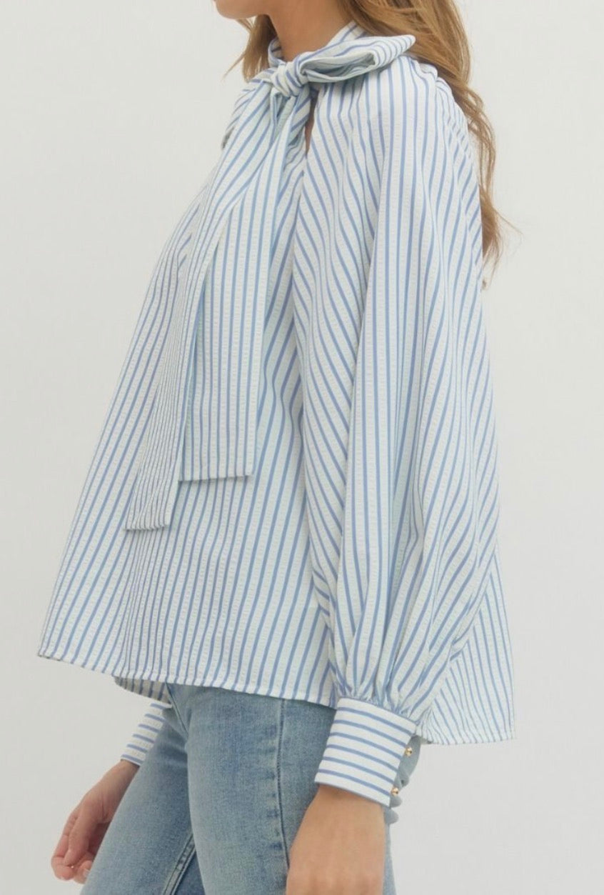 Long sleeve top with bow detail