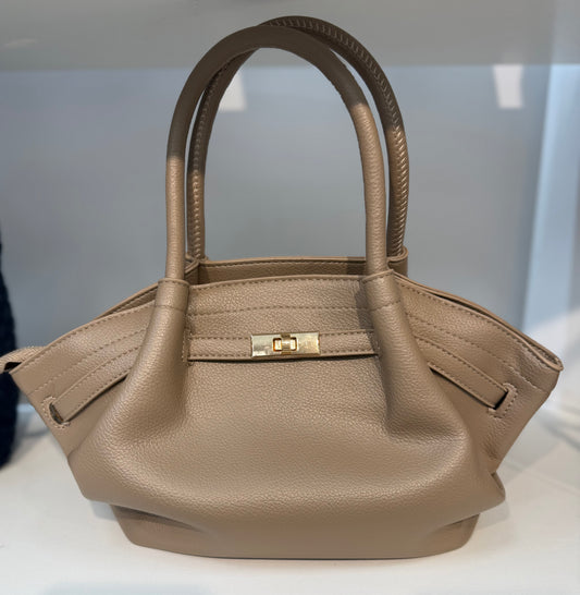 Coming Soon: The Vesna Leather tote