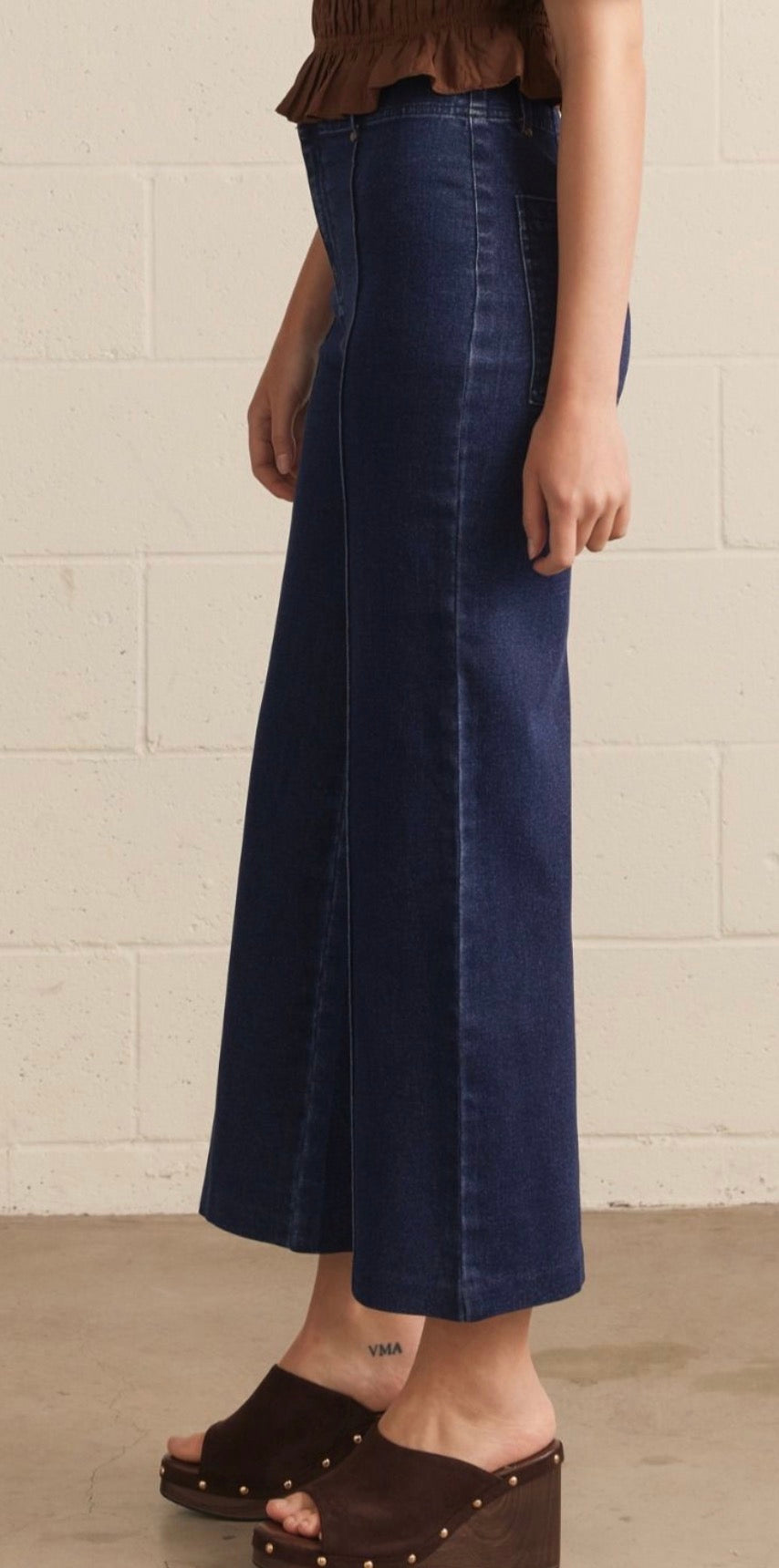 Dark Wash Wide-Leg Favorites