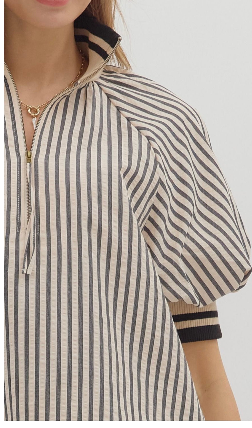 💥The most adorable Entro top!!