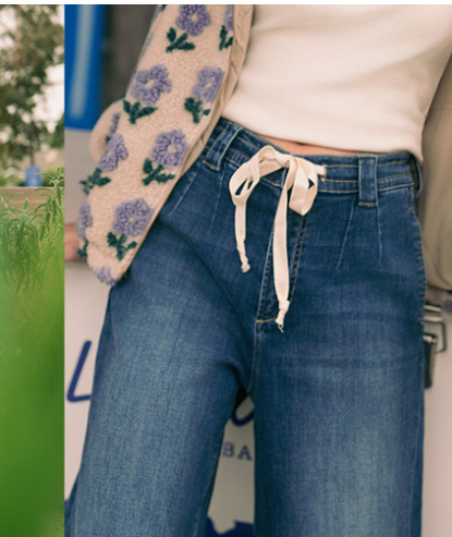 Comfy, Cute, Effortless - The Everyday Jean That You’ll Reach for on Repeat